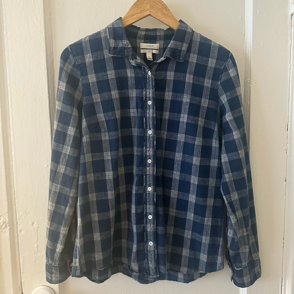 J crew blue plaid 100% cotton button up shirt